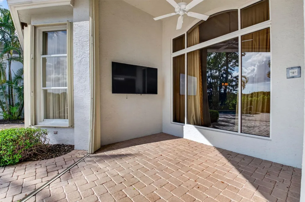 16040 BRISTOL ISLE WAY Delray Beach, FL 33446