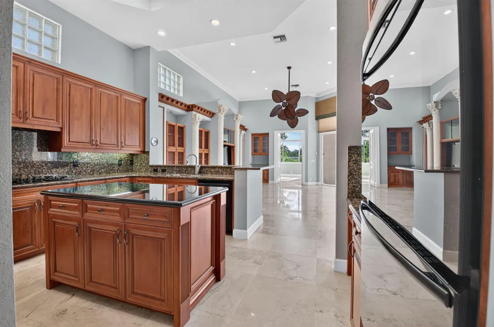 16040 BRISTOL ISLE WAY Delray Beach, FL 33446