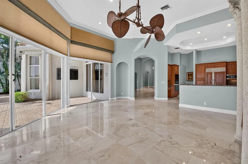 16040 BRISTOL ISLE WAY Delray Beach, FL 33446