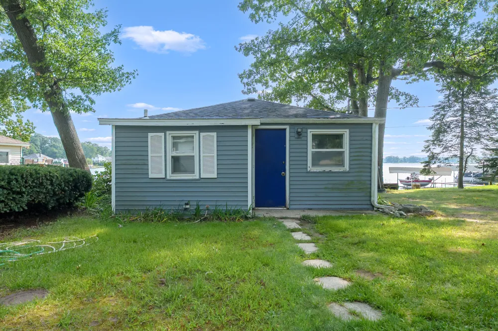 1078 Eagle Lake Drive Texas Charter Township, MI 49009