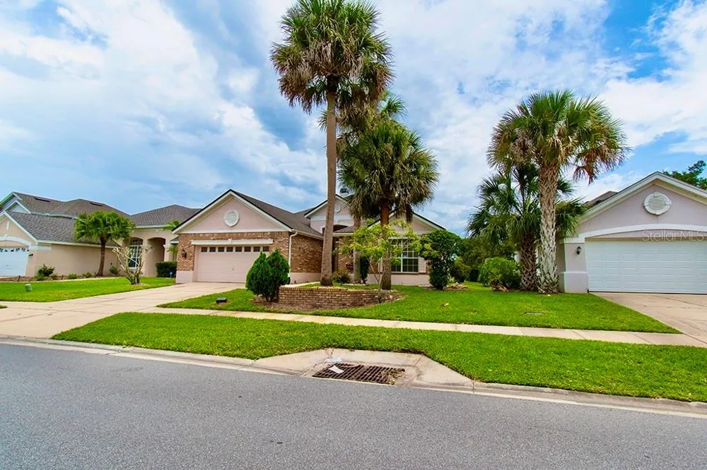 1707 GOLFVIEW DRIVE Kissimmee, FL 34746