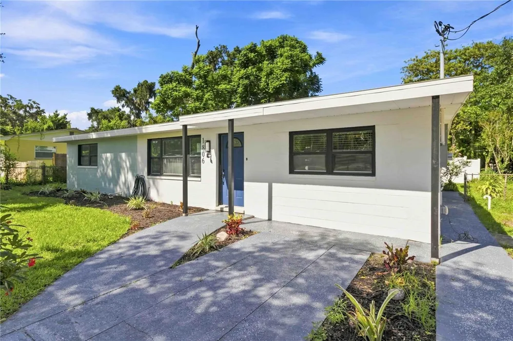 1806 DIERKER DRIVE Valrico, FL 33596