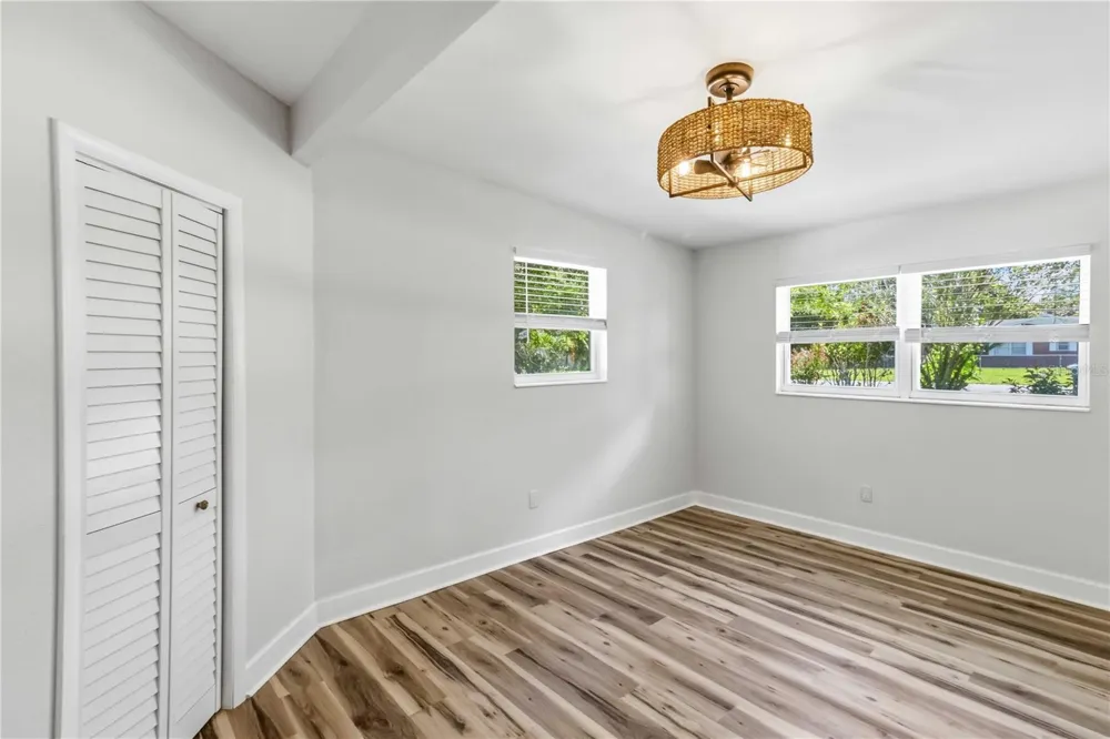 1806 DIERKER DRIVE Valrico, FL 33596