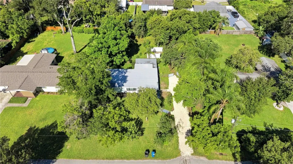 1806 DIERKER DRIVE Valrico, FL 33596