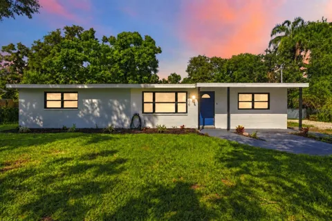1806 DIERKER DRIVE