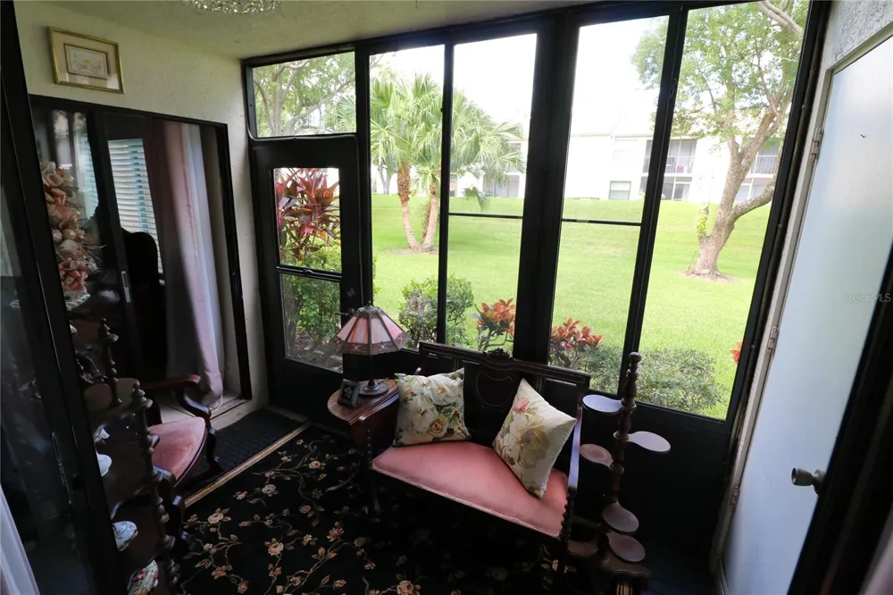 105 LAKESIDE COURT #ELW VI UNIT 5 Oldsmar, FL 34677