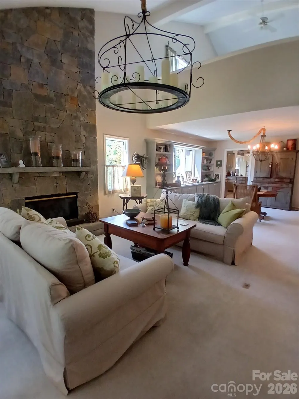 304 red oak Drive Hendersonville, NC 28791