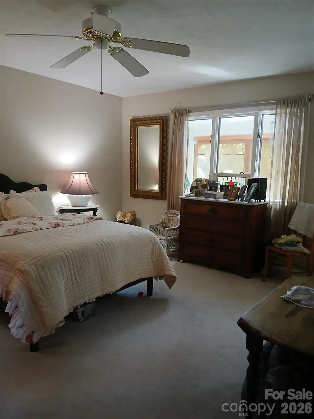 304 red oak Drive Hendersonville, NC 28791