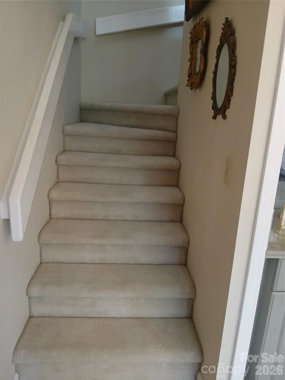 304 red oak Drive Hendersonville, NC 28791