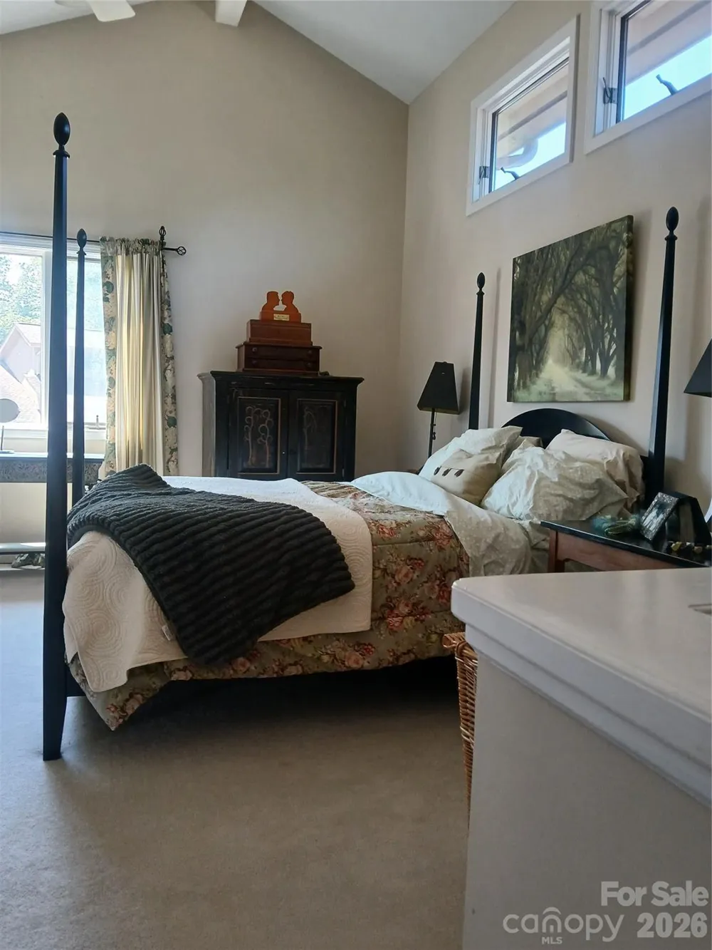 304 red oak Drive Hendersonville, NC 28791