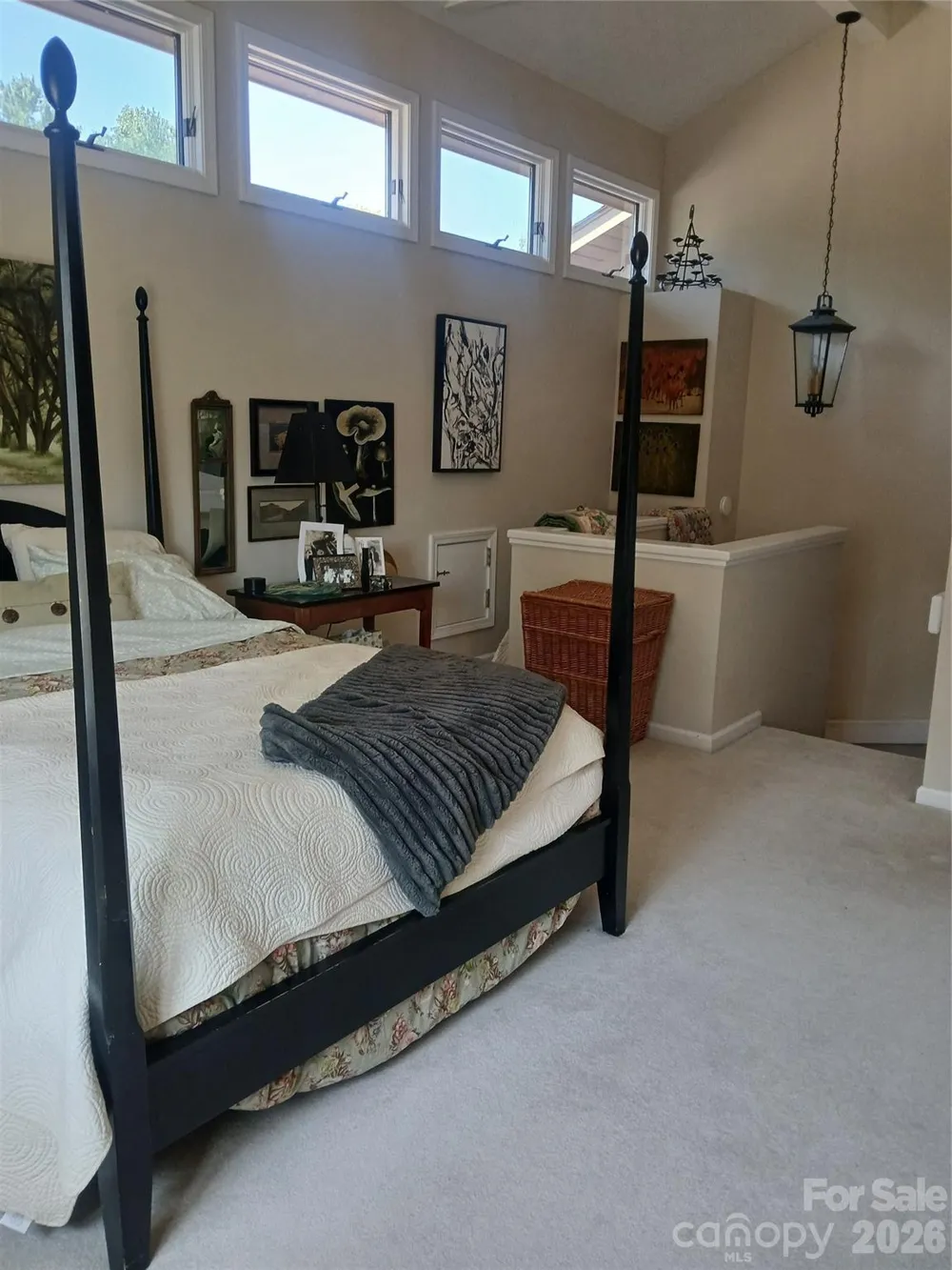 304 red oak Drive Hendersonville, NC 28791