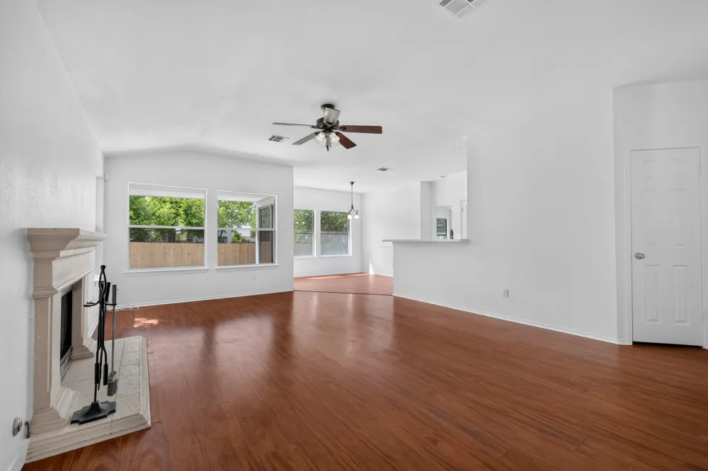 17213 BUSHMILLS ROAD Pflugerville, TX 78660