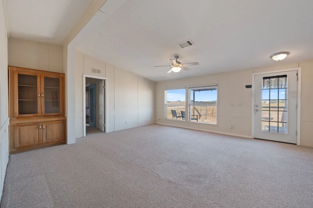 1600 County Road 465 Elgin, TX 78621