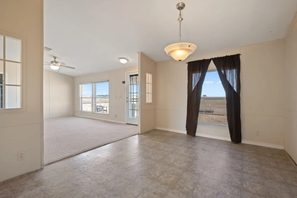 1600 County Road 465 Elgin, TX 78621