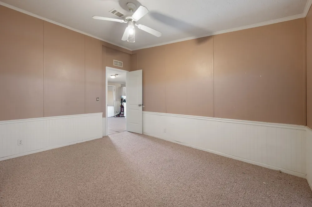 1600 County Road 465 Elgin, TX 78621