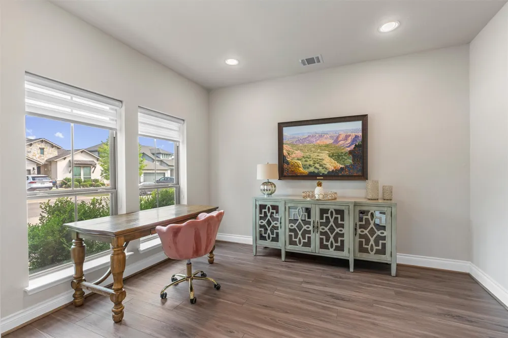 816 Heartleaf Drive Leander, TX 78641