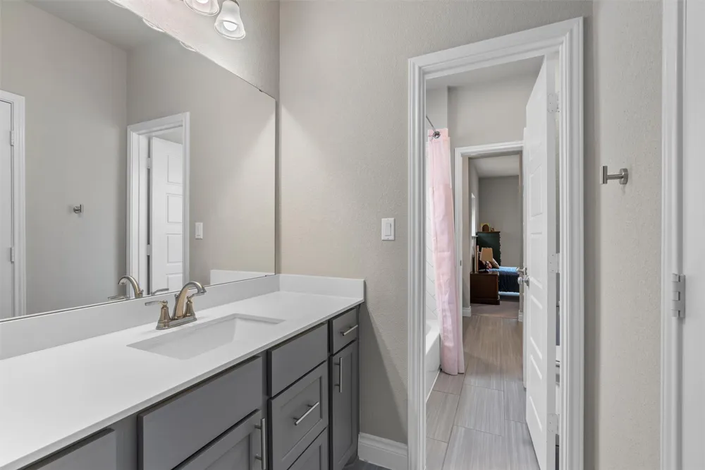 816 Heartleaf Drive Leander, TX 78641