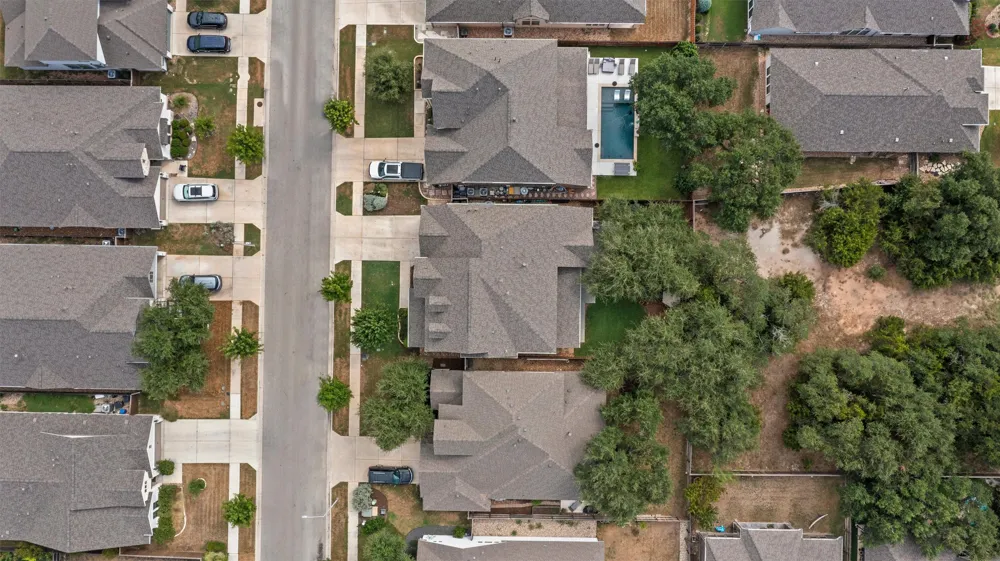816 Heartleaf Drive Leander, TX 78641