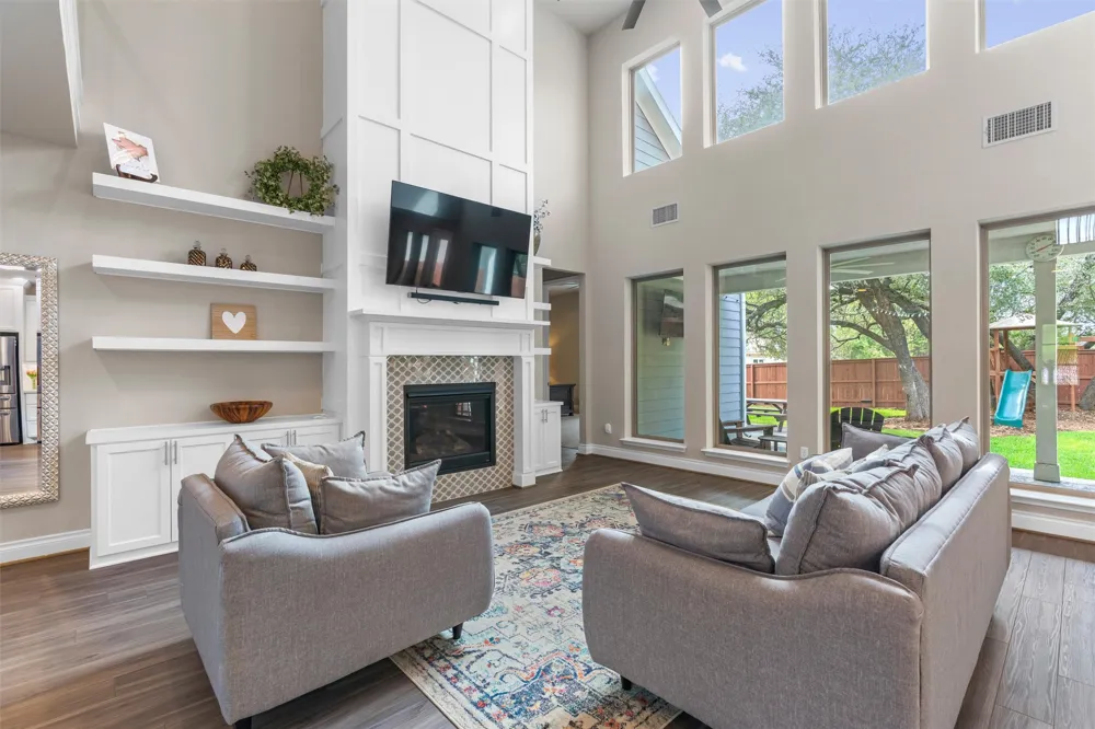 816 Heartleaf Drive Leander, TX 78641