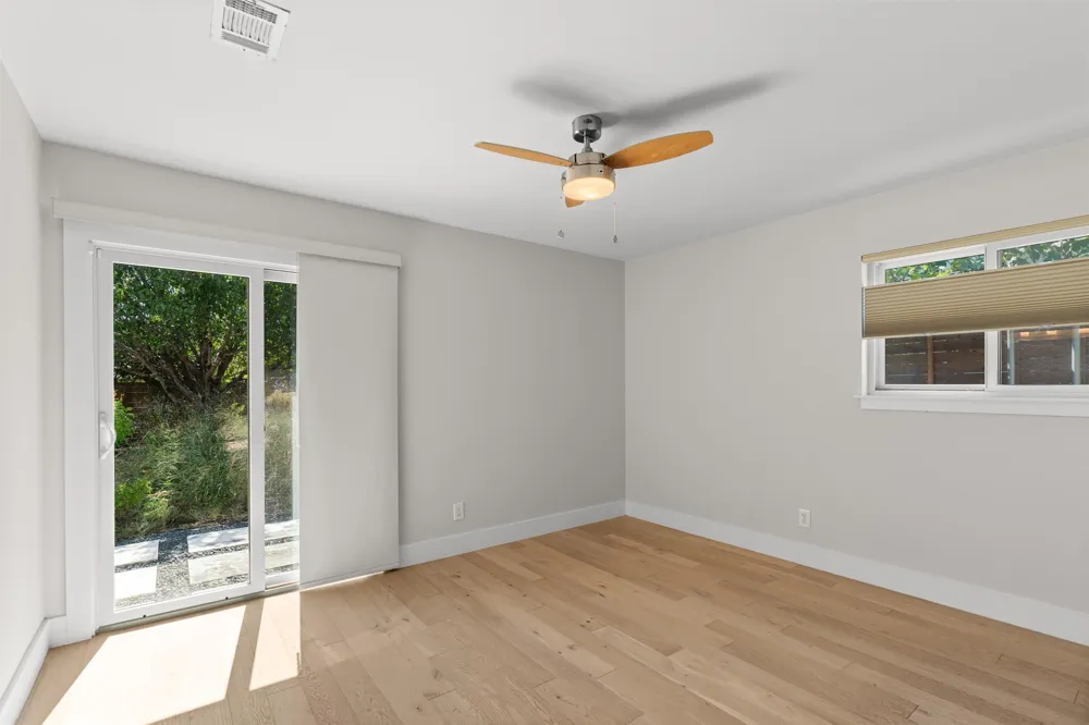 5405 Fairmont Circle Austin, TX 78745