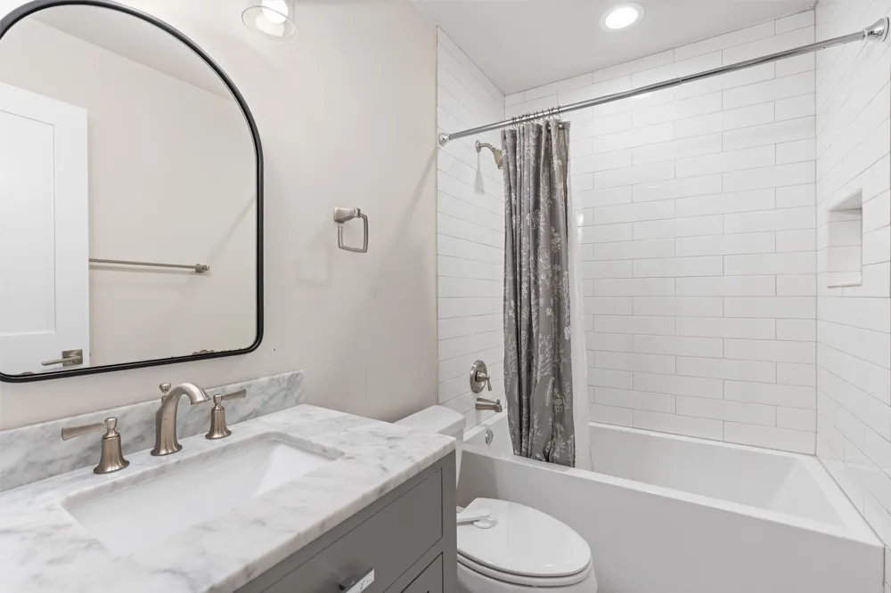 5405 Fairmont Circle Austin, TX 78745