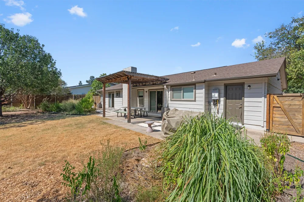 5405 Fairmont Circle Austin, TX 78745