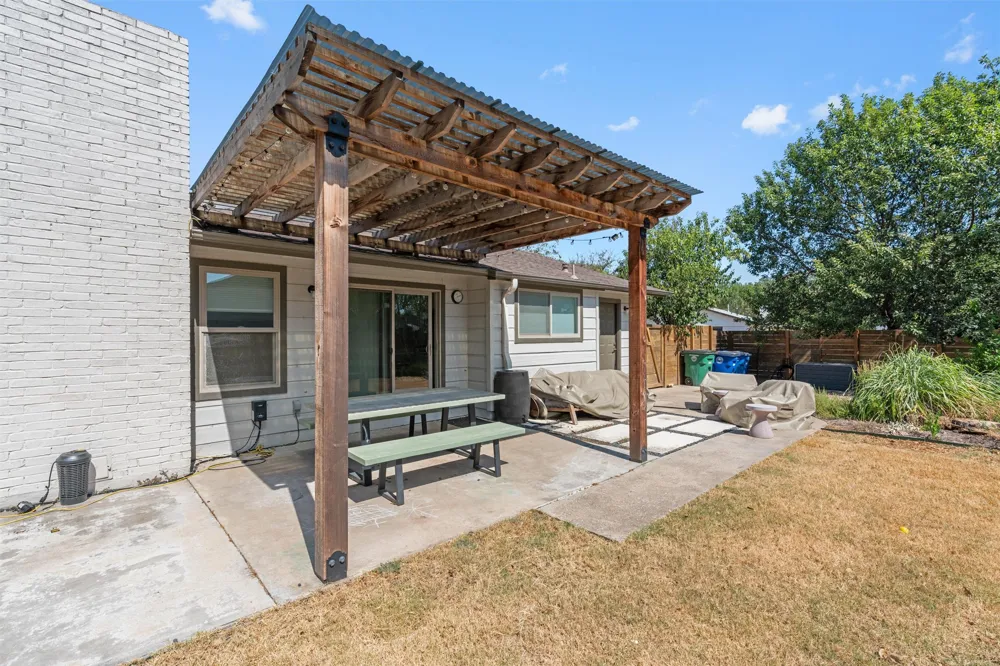 5405 Fairmont Circle Austin, TX 78745
