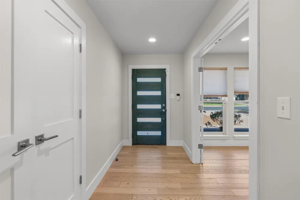 5405 Fairmont Circle Austin, TX 78745