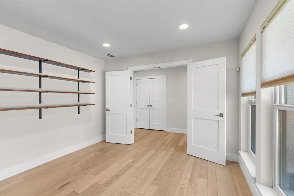 5405 Fairmont Circle Austin, TX 78745