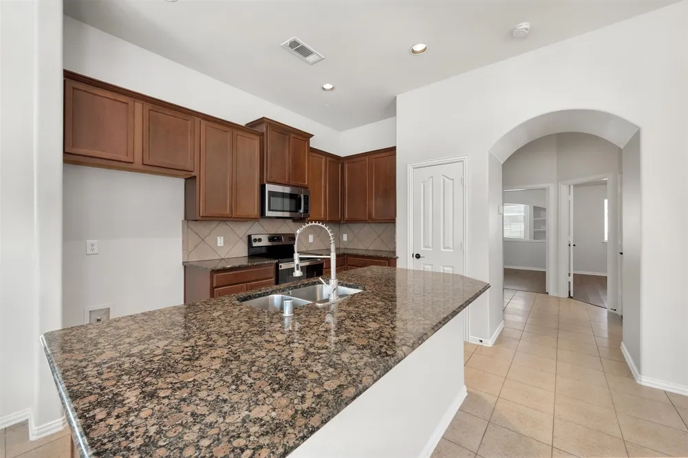 1313 Concho Trail Mansfield, TX 76063