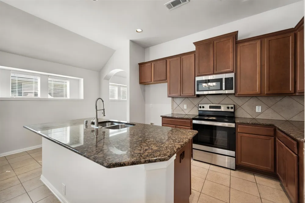1313 Concho Trail Mansfield, TX 76063