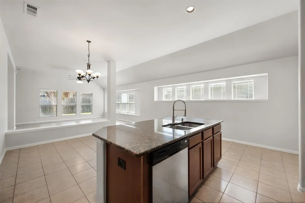 1313 Concho Trail Mansfield, TX 76063