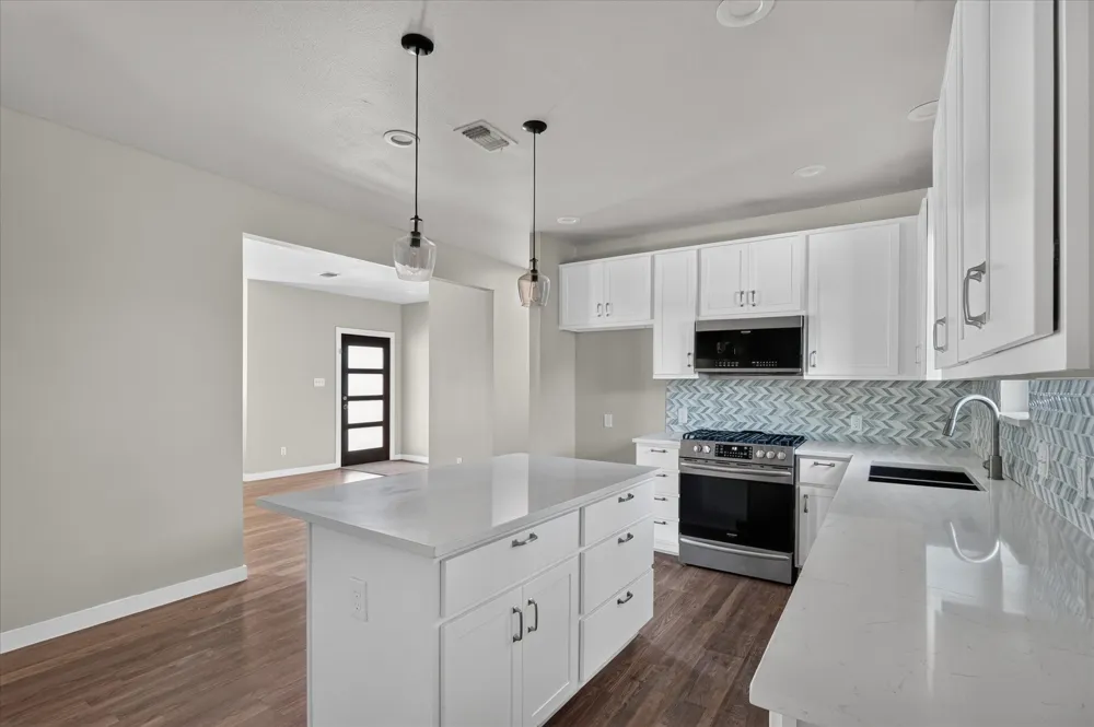 6123 E Grand Avenue #1 Dallas, TX 75223