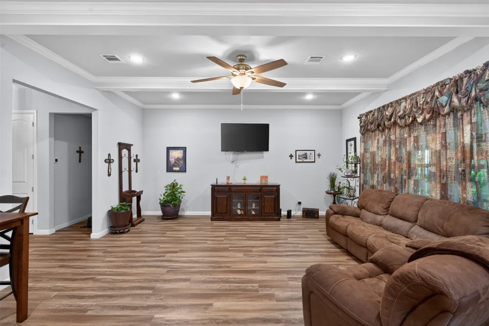 108 Mcanear Street Cleburne, TX 76033
