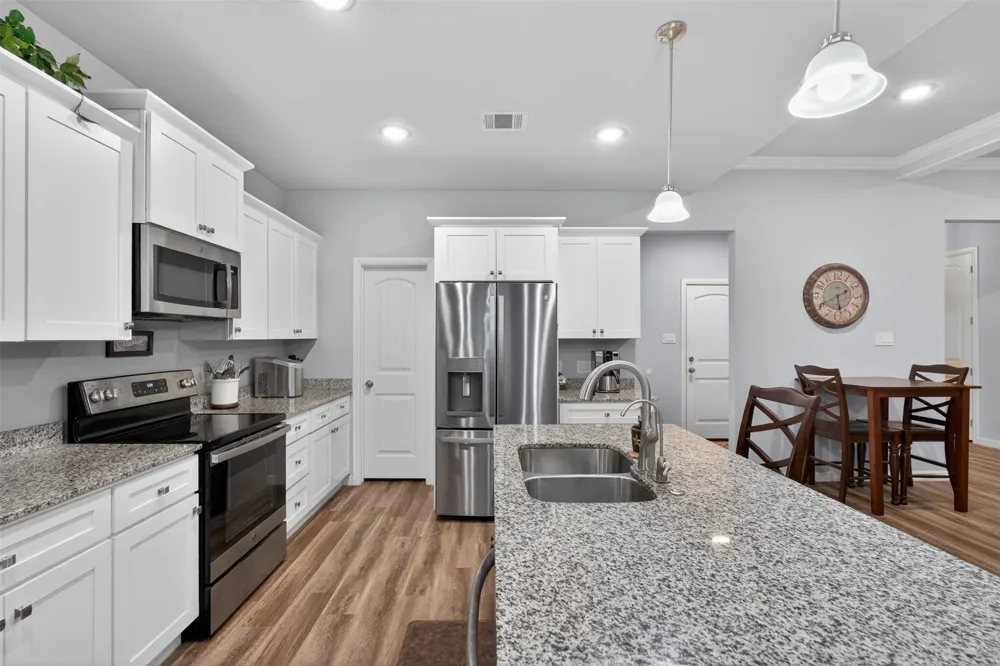 108 Mcanear Street Cleburne, TX 76033