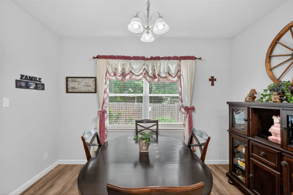 108 Mcanear Street Cleburne, TX 76033