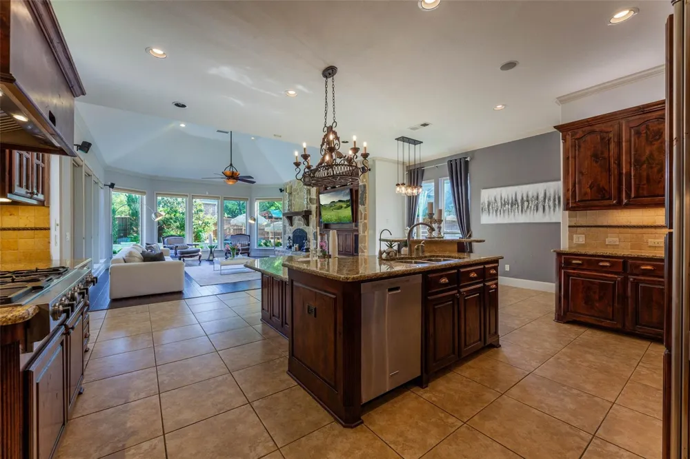 6705 Thorntree Drive McKinney, TX 75072