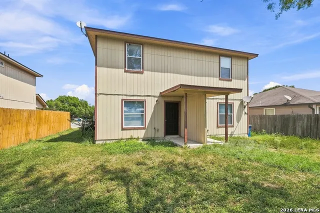 4614 SWANN LN San Antonio, TX 78219