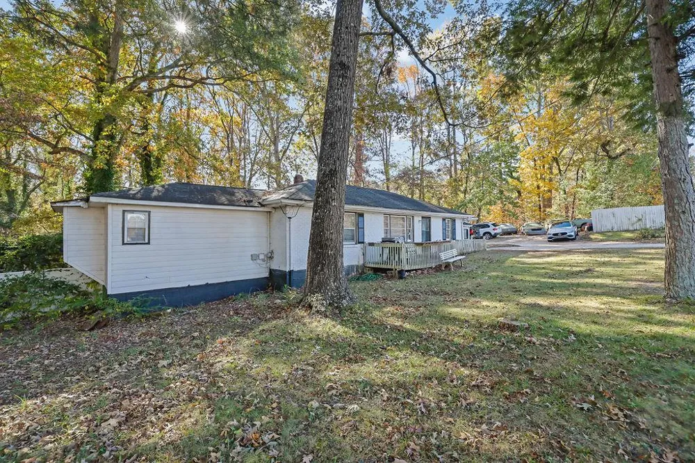 804 ROWLAND ROAD Stone Mountain, GA 30083