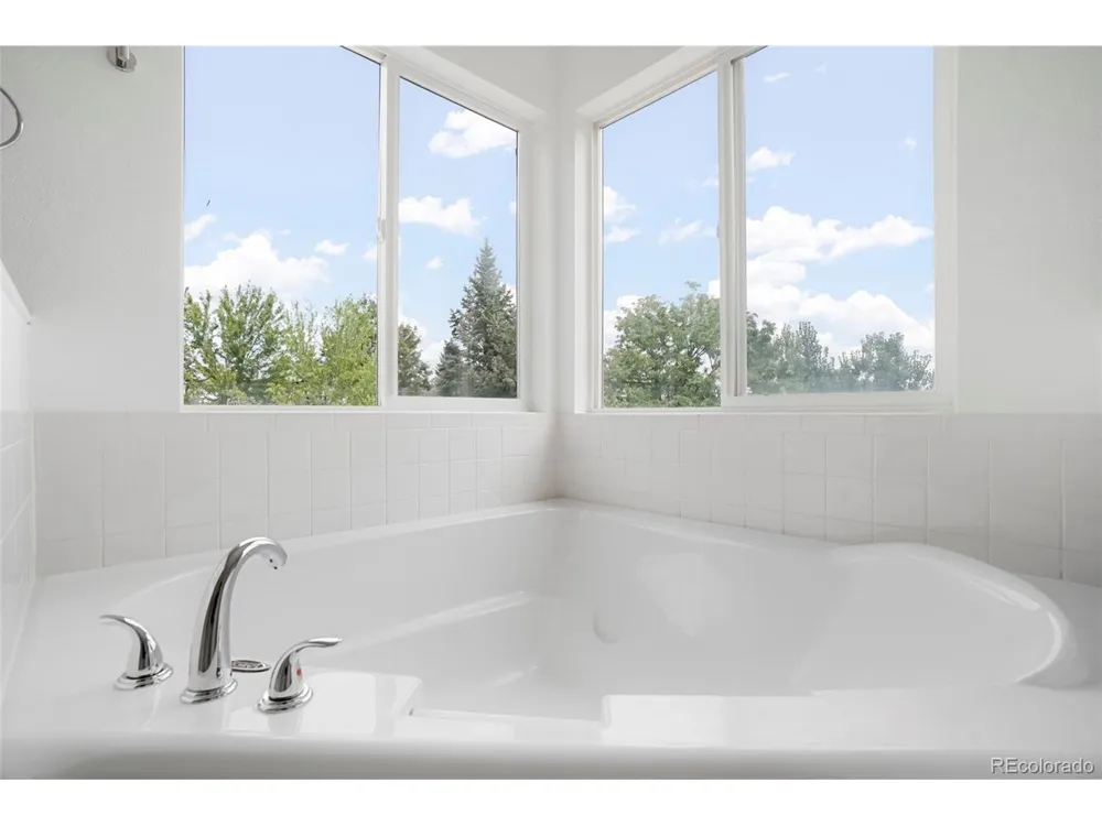1305 W 12th Avenue Broomfield, CO 80020