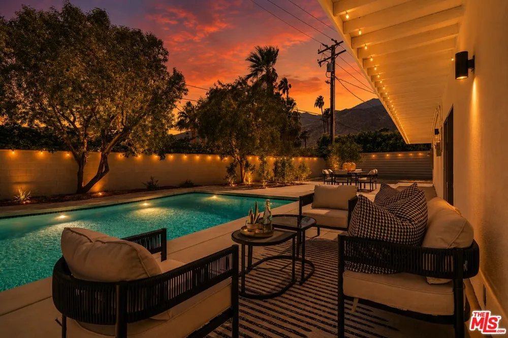 1979 E Alejo Road Palm Springs, CA 92262