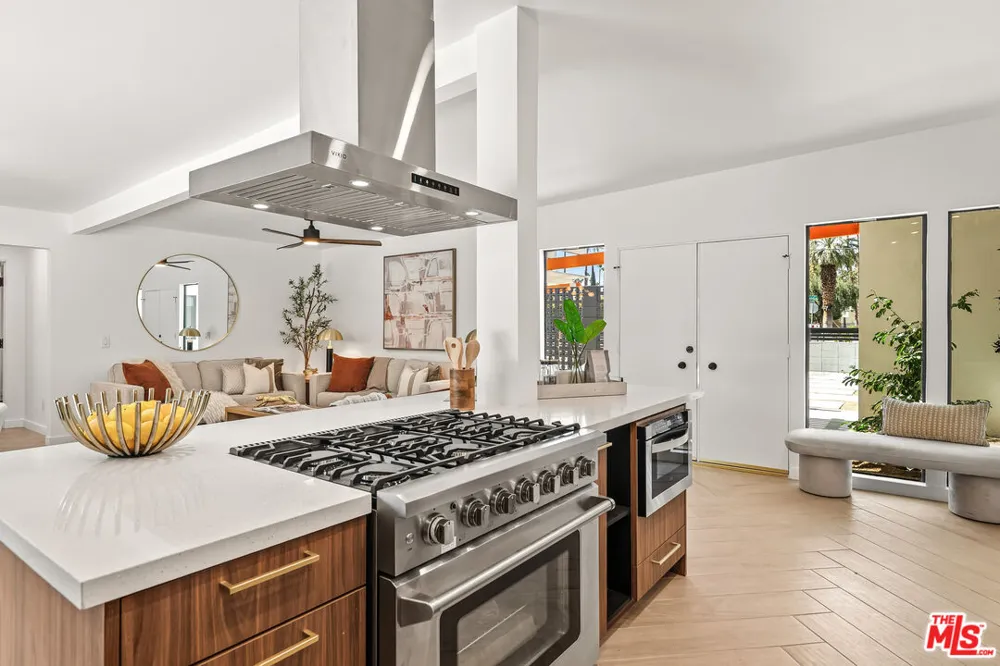 1979 E Alejo Road Palm Springs, CA 92262