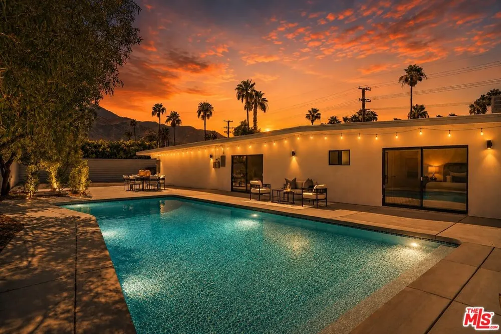 1979 E Alejo Road Palm Springs, CA 92262
