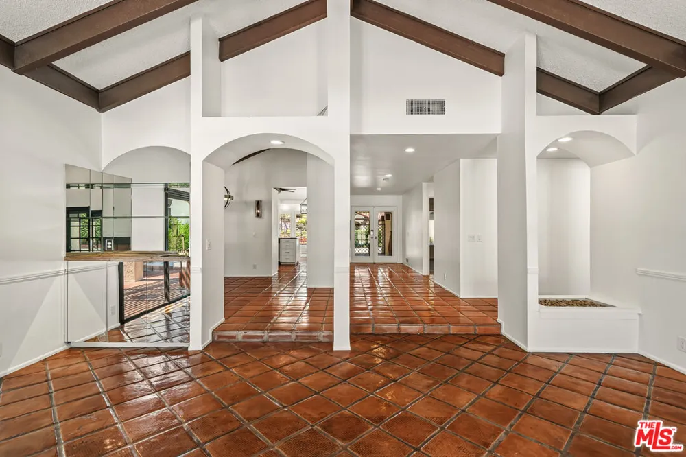 60 Calle Solano Rancho Mirage, CA 92270