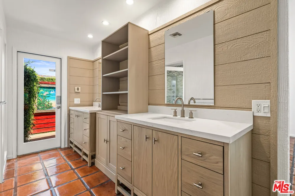 60 Calle Solano Rancho Mirage, CA 92270