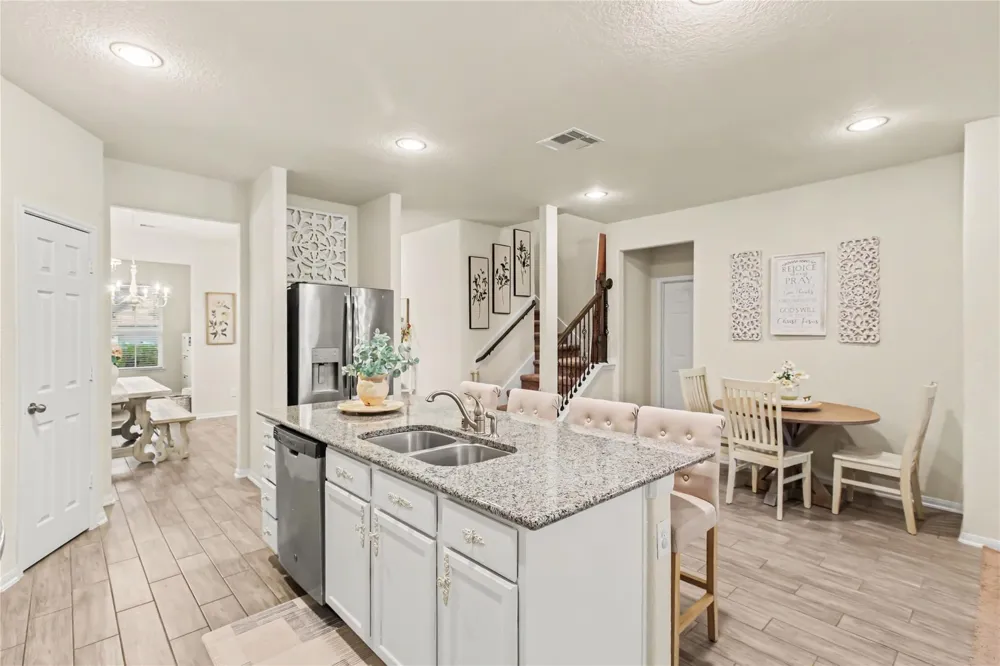 241 Cunningham Fir Trail Conroe, TX 77301