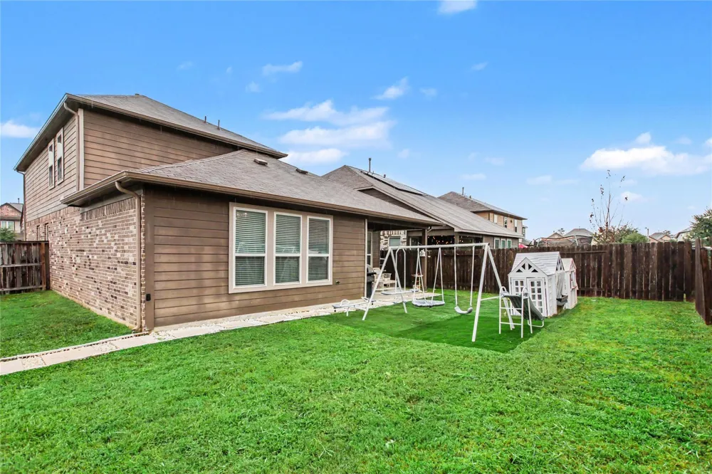 241 Cunningham Fir Trail Conroe, TX 77301