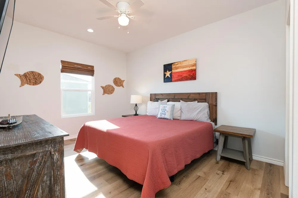 2285 E Lobster Street Crystal Beach, TX 77650