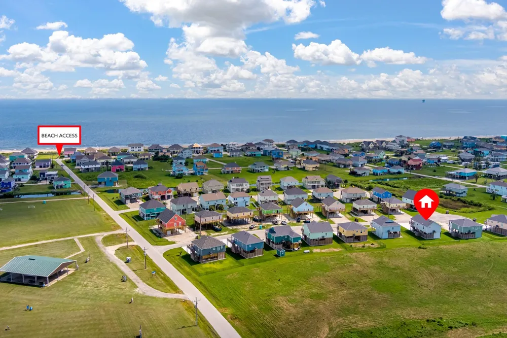 2285 E Lobster Street Crystal Beach, TX 77650