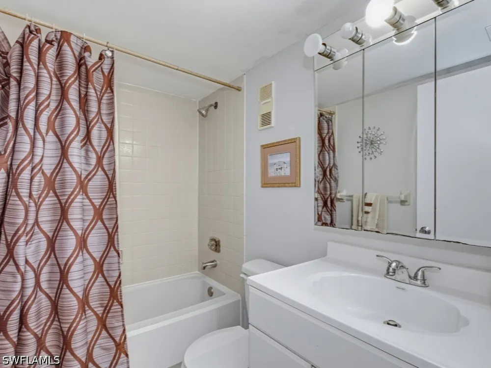 Mainsail Drive #7 Naples, FL 34114